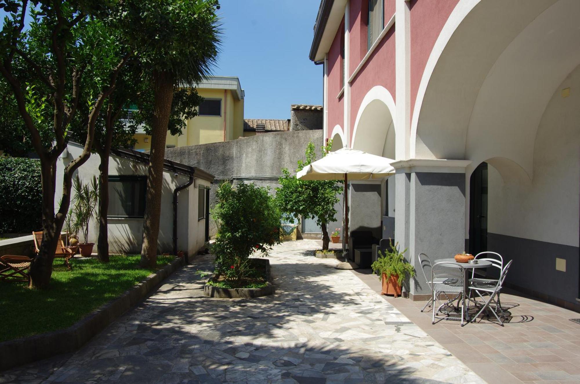 La Magnolia B&B Baronissi Ngoại thất bức ảnh