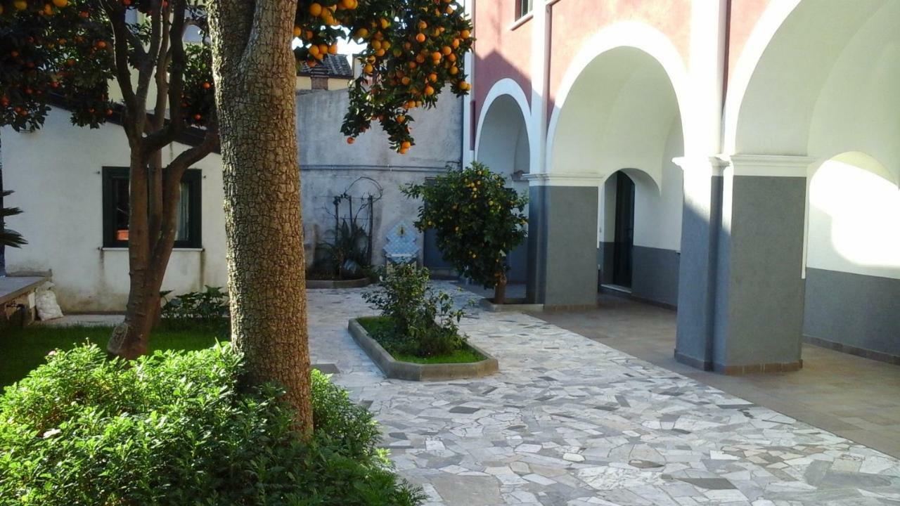 La Magnolia B&B Baronissi Ngoại thất bức ảnh